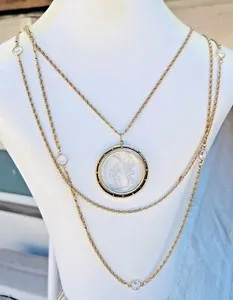 Authentic VINTAGE GOLDETTE YORK CUPID GLASS CAMEO 3 STRANDS LONG GOLD PLATED NECKLACE