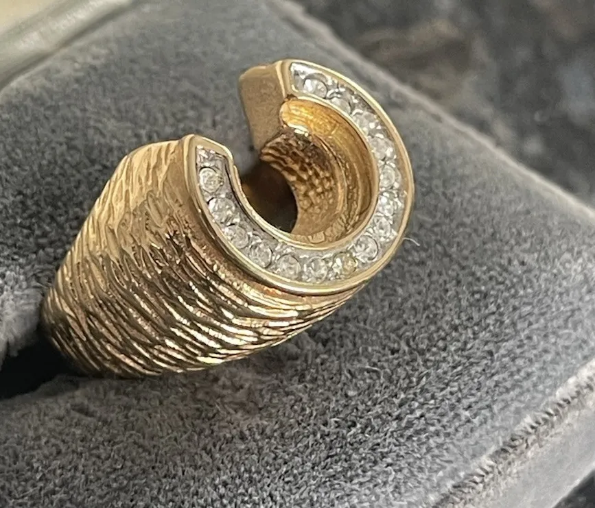 Authentic Big Chunky Men's 18k Gold-Plated HGE Lucky Horseshoe Ring w CZs - Sz 11 - 13.7g
