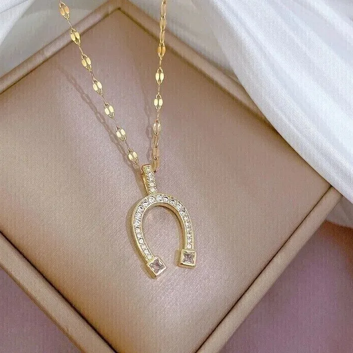 Authentic 2 Ct Round Cut Simulated Diamond Horseshoe Pendant 14k Yellow Gold Plated Silver