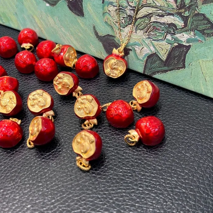 Authentic LABB Real 18K Gold Apple Pendant Au750 Gold Red Apple Pendant Women's Christmas Gift Boutique Jewelry D0242