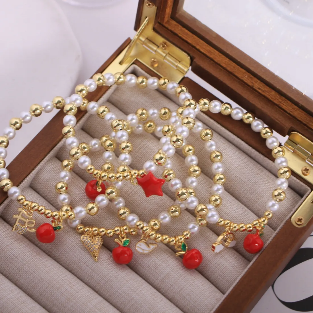 Authentic 5PCS, Heart Star Apple Fruit Imitation Pearl Gold Beads Bracelets Women Girl Party Jewelry Accessories Fashion Gift