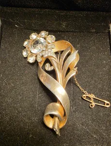 Authentic The Mazer Celestial Radiance Vintage Gold-Plated Brooch