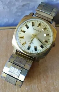 Authentic The Bifaro Chronos: A Gilded Vessel of Temporal Grace