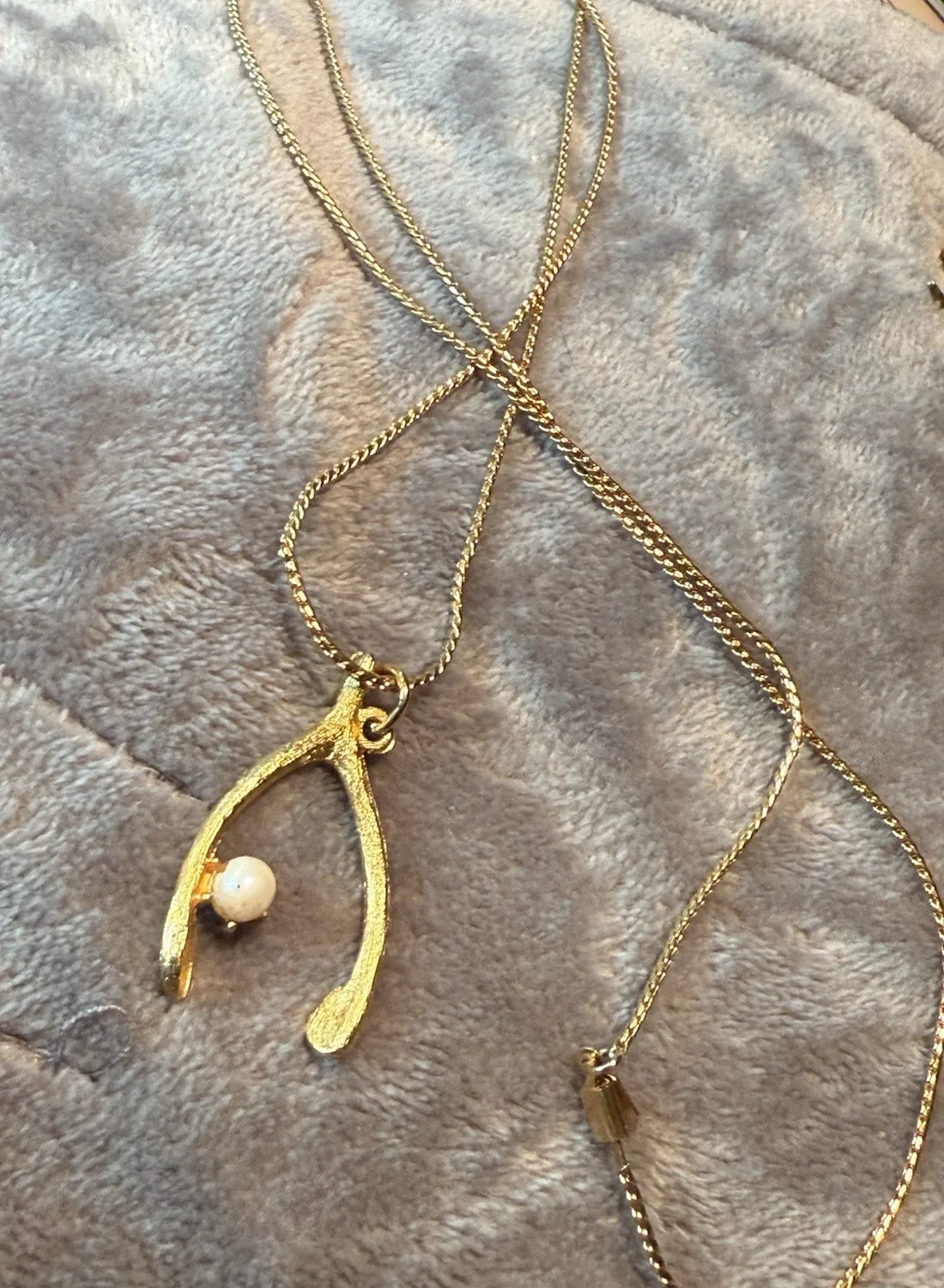 Authentic VTG SARAH COVENTRY 32” GOLD PLATED WISHBONE PENDANT NECKLACE - COSTUME JEWELRY