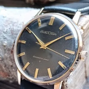 Authentic The Seiko Crown: A Masterpiece of Temporal Alchemy