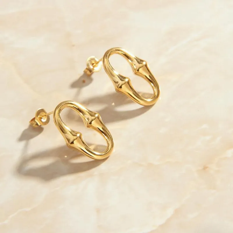 Authentic SOMMAR Trendy Gold Plated women stud earrings U-shaped oval horseshoe shape women earrings floating charms