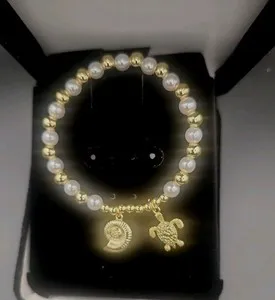 Authentic 18K Gold Plated Tortoise & Conch Shell With Acrylic Pearl Beaded Bracelet