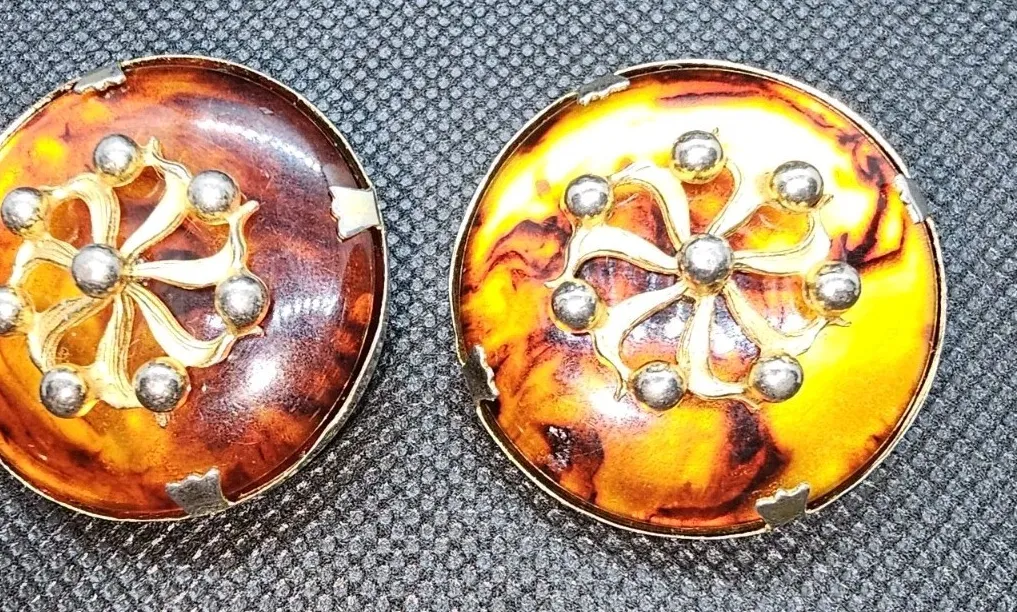 Authentic Tortoise Shell Glass Clip-on Gold Plated Mid-Century Earrings Vintage