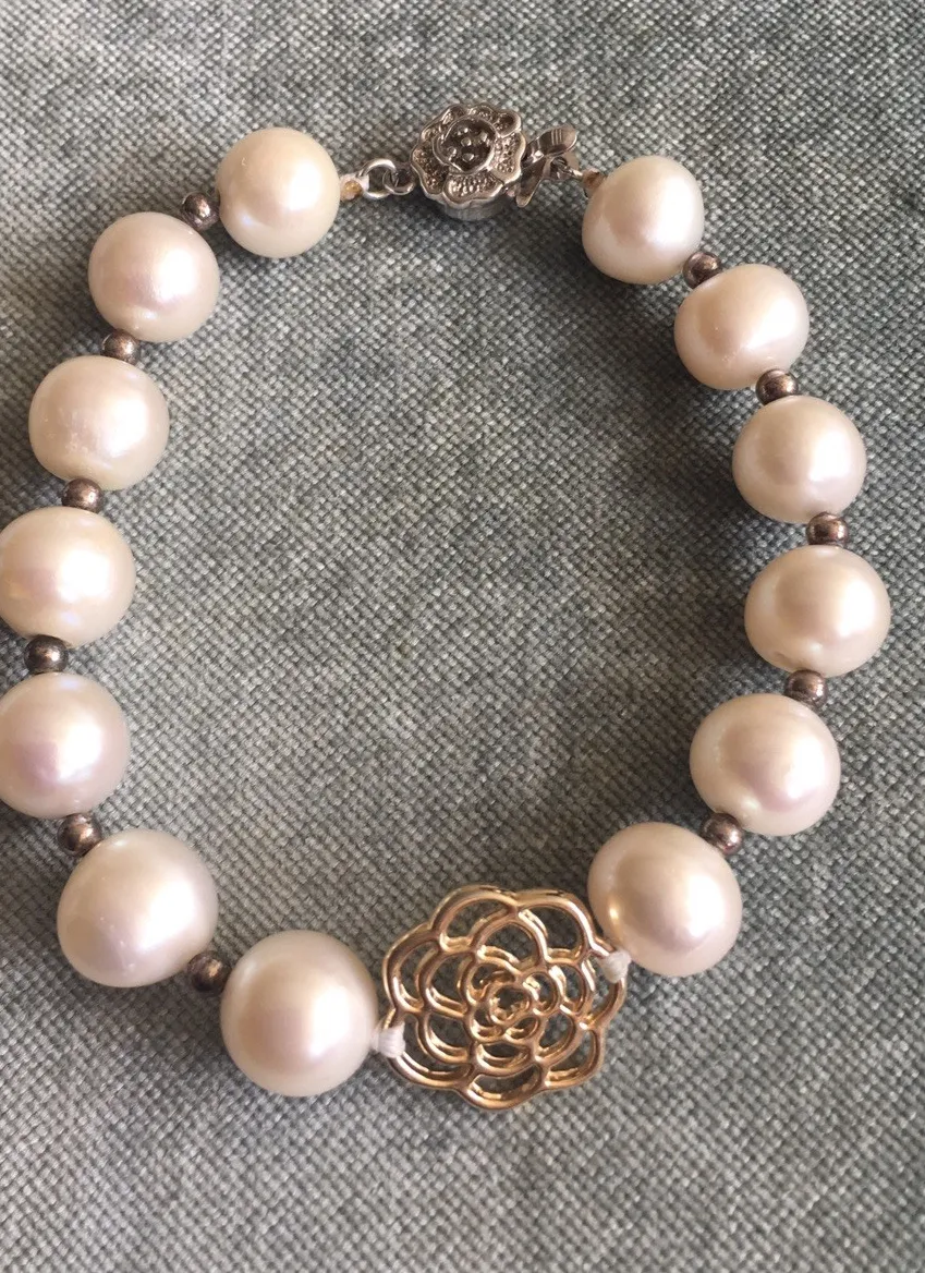 Authentic Luminous Pearl Harmony: The Seven-Chakra Sacred Link