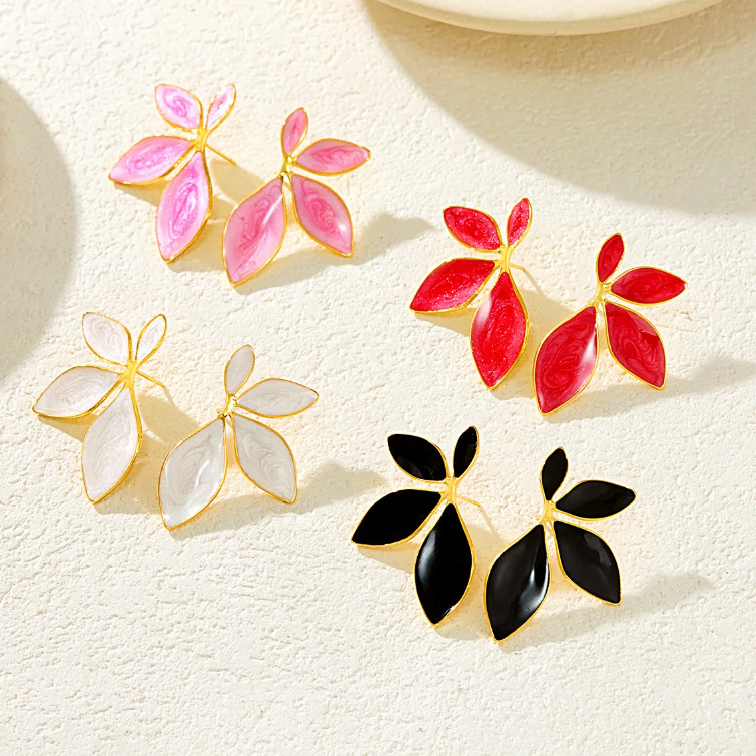 Authentic 1Pair Ear Post Stud Earrings 18K Gold Plated Sunflower Multicolor Enamel Earrings Jewelry