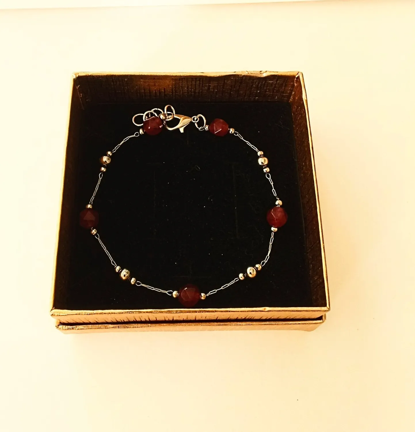 Authentic Radiant Resonance: The Golden Garnet Bead Bracelet