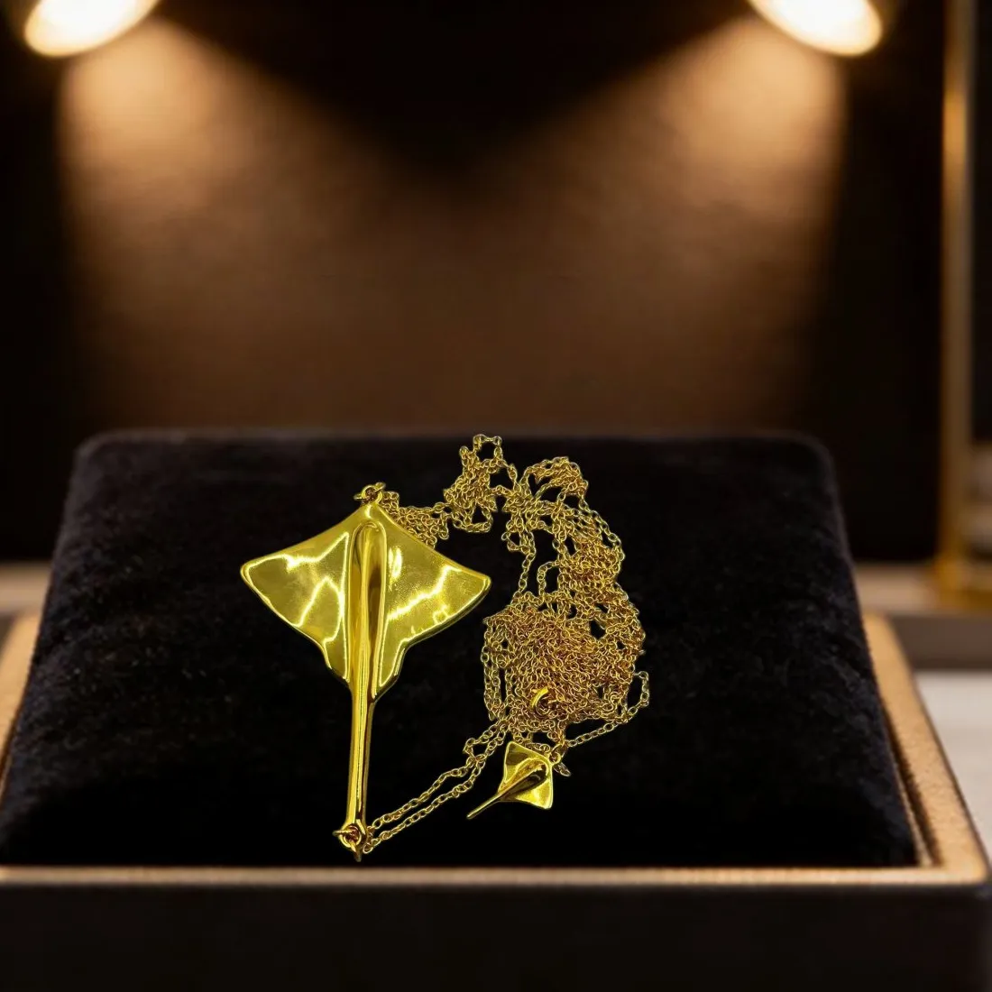 Authentic Spain Exaggerated Design Large Gold And Silver Manta Ray Necklace Jewelry Accessories