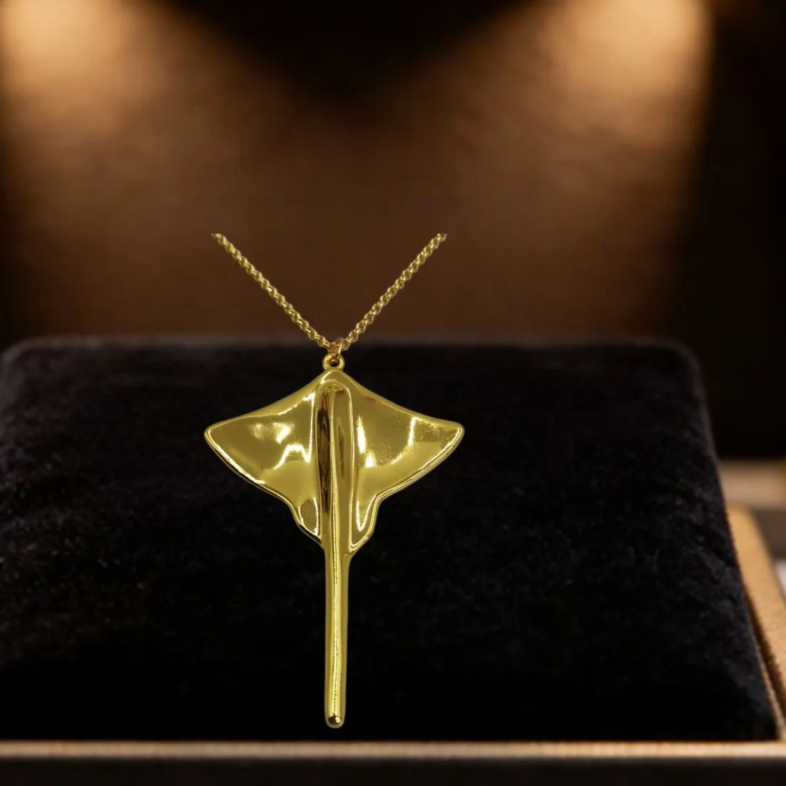 Authentic Mantra Of The Tidal Wings The Grand Manta Ray Talisman