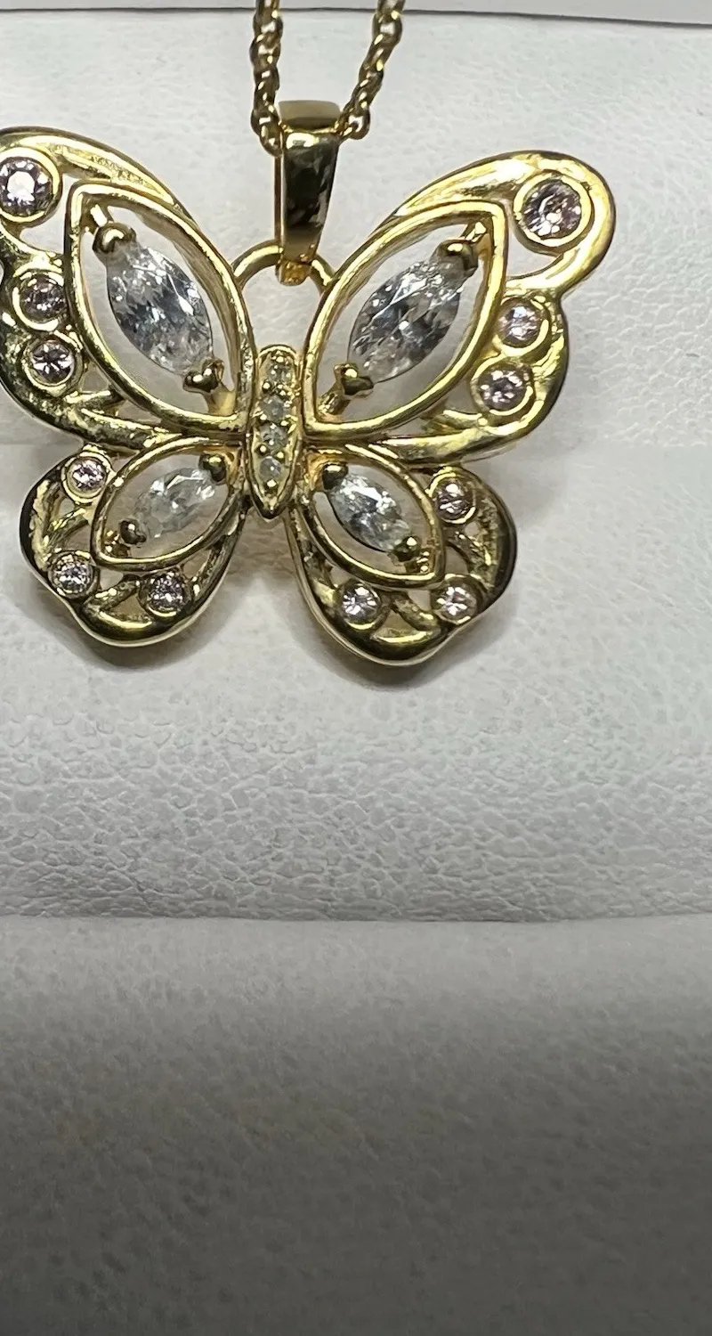 Authentic Danbury Mint Butterfly Diamond Charm Pendant Necklace 14k gold plated Signed