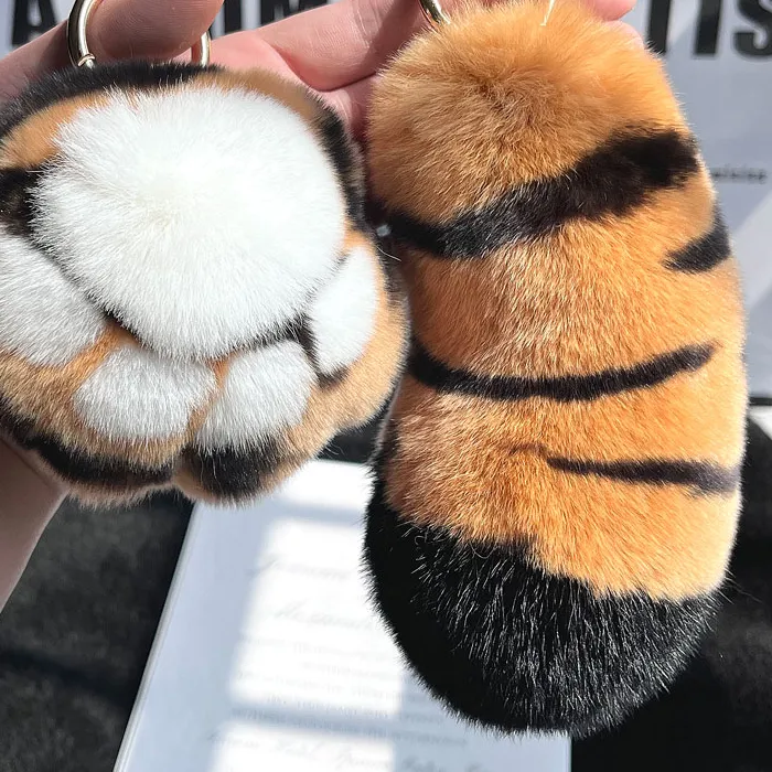 Authentic Cute Tiger Paw Key Chain Real Rex Rabbit Fur Keychain Cute Pompom Tiger Tail Keyring Bag Charm Trinkets Pendant Jewelry