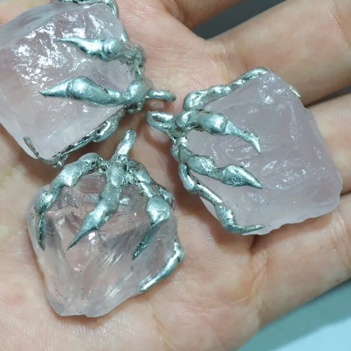 Authentic 10Pcs Soldered Geometric Free Form Nugget Dragon Claw Jewelry Handmade Rose Quartzs Crystal Tin Pendant