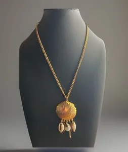 Authentic Vintage Gold Plated Shell Necklace Signed LJM 24 In