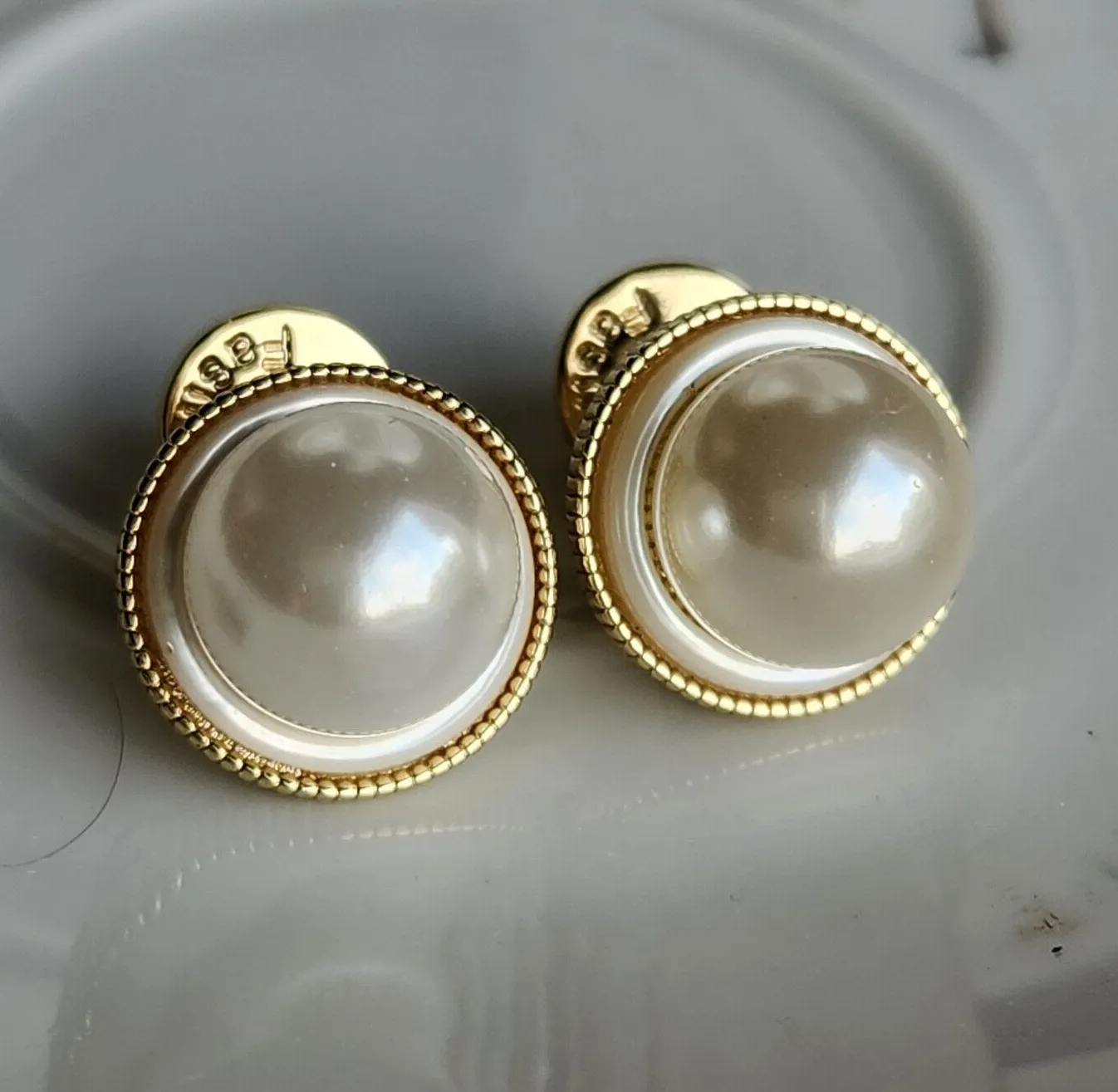 Authentic Luminous Tide Pearl Shell Sanctum Earrings