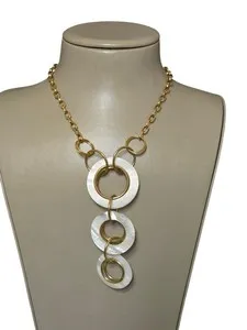 Authentic Women's Trendy Fashion Gold Plated Shell Statement Necklace NWOT