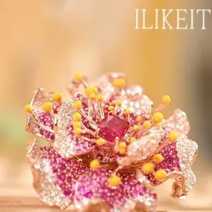 Authentic Celestial Bloom: Gold‑Plated 925 Silver Flower Brooch of Radiant Protection