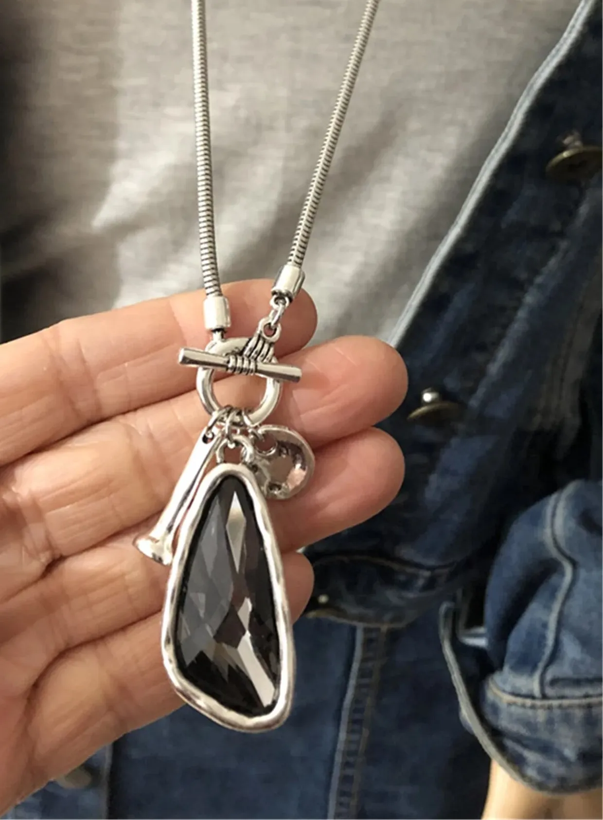 Authentic 1 Simple And Personalized Long Heterosexual Oversized Irregular Crystal Talisman Sweater Chain Necklace