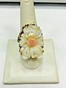 Authentic Radiant Caved Mother‑of‑Pearl Halo: A Golden Sterling Ring of Timeless Grace