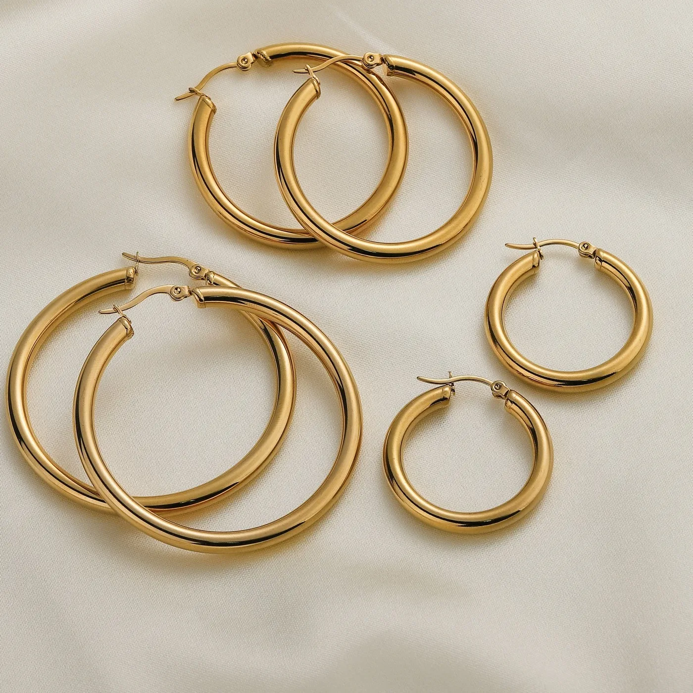 Authentic 18k Gold Plated Sleeper Hoop Earrings 30mm 40mm 50mm Xmas