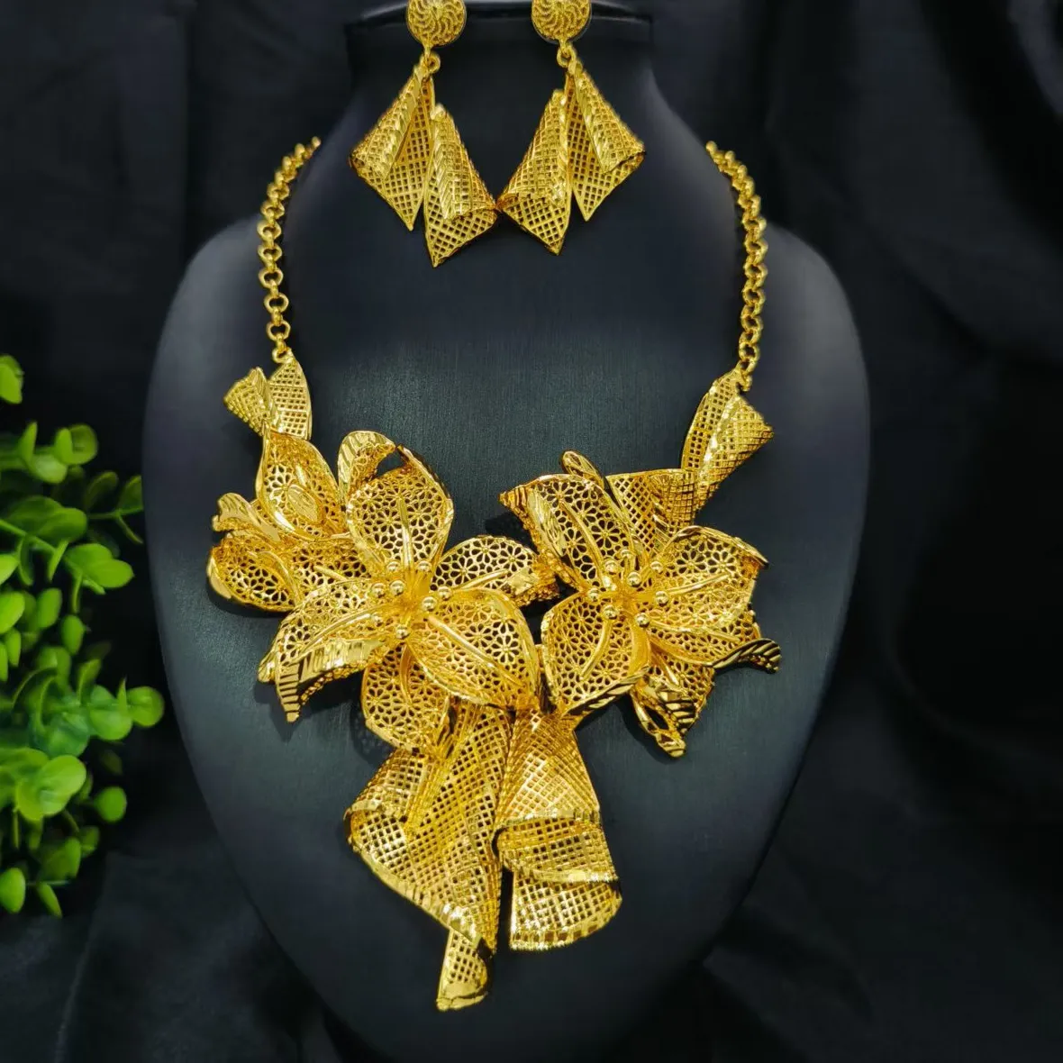Authentic The Golden Covenant of Dubai: 24K Radiant Radiance Talisman Set