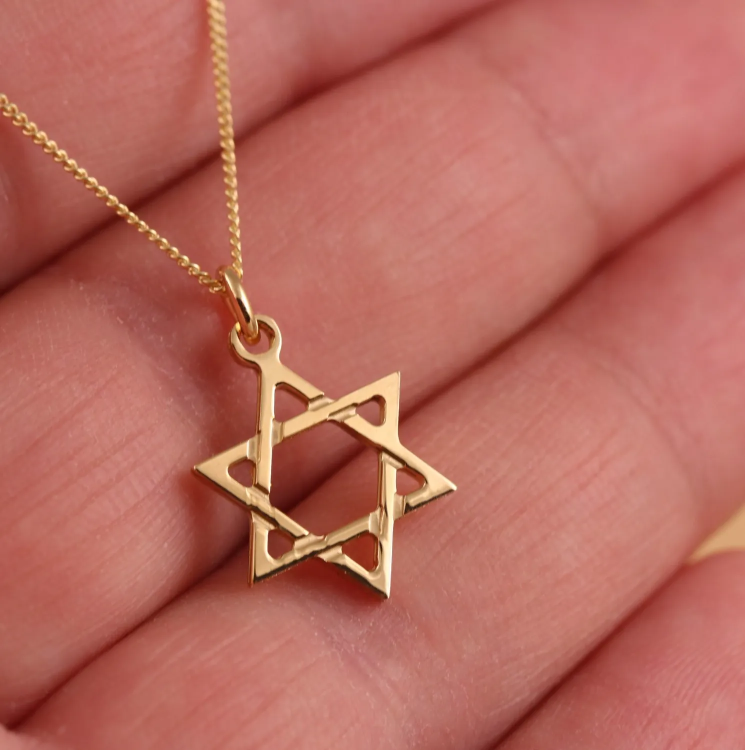 Authentic Yellow Gold Plated on 925 Sterling Silver Star of David Pendant Necklace Boxed