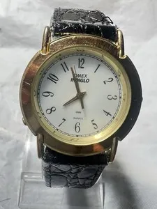 Authentic The Chronos Gilded Sentinel: A Timekeeper of Radiant Grace