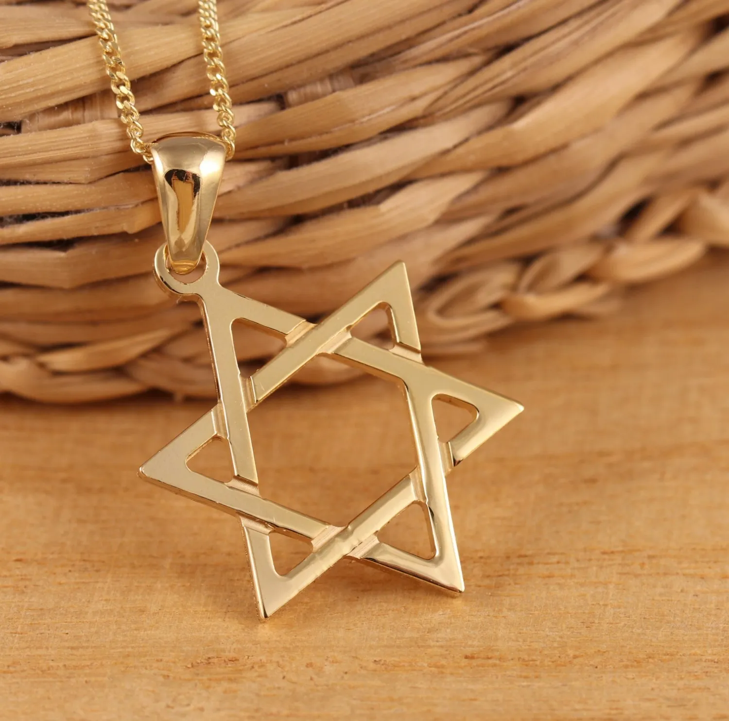 Authentic Yellow Gold Plated on 925 Sterling Silver Star of David Pendant Necklace Boxed