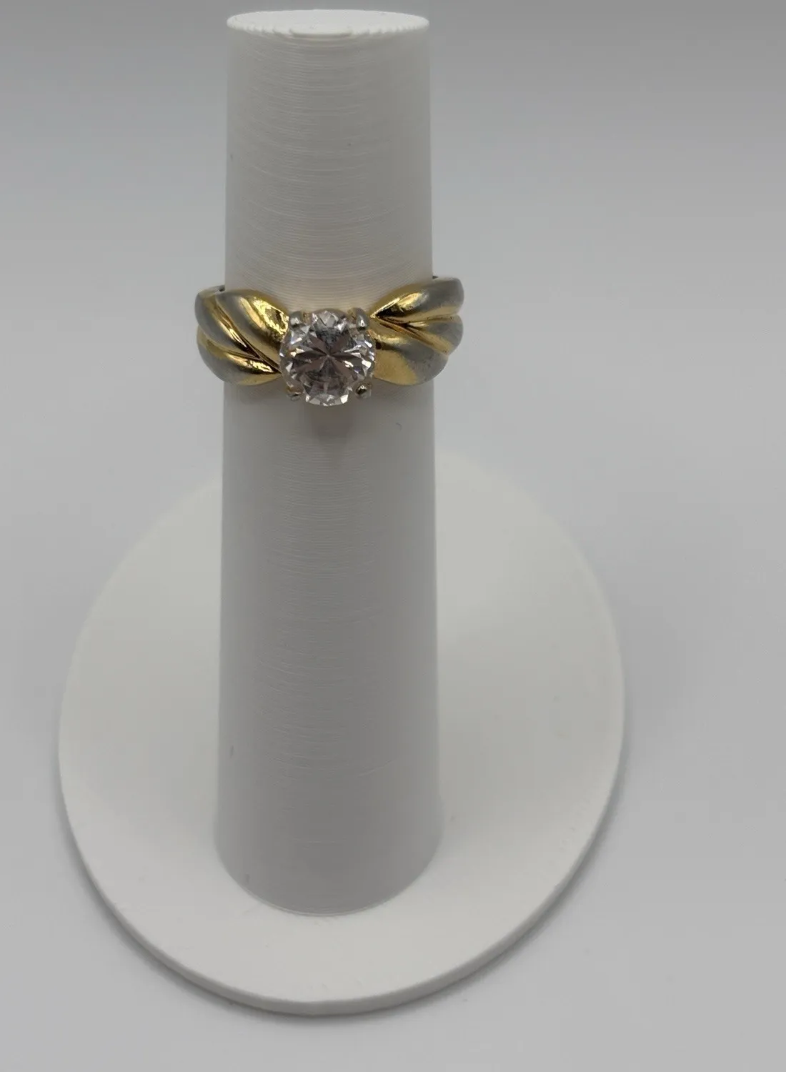 Authentic Radiant Solitaire: A Symphony of Light and Sacred Geometry