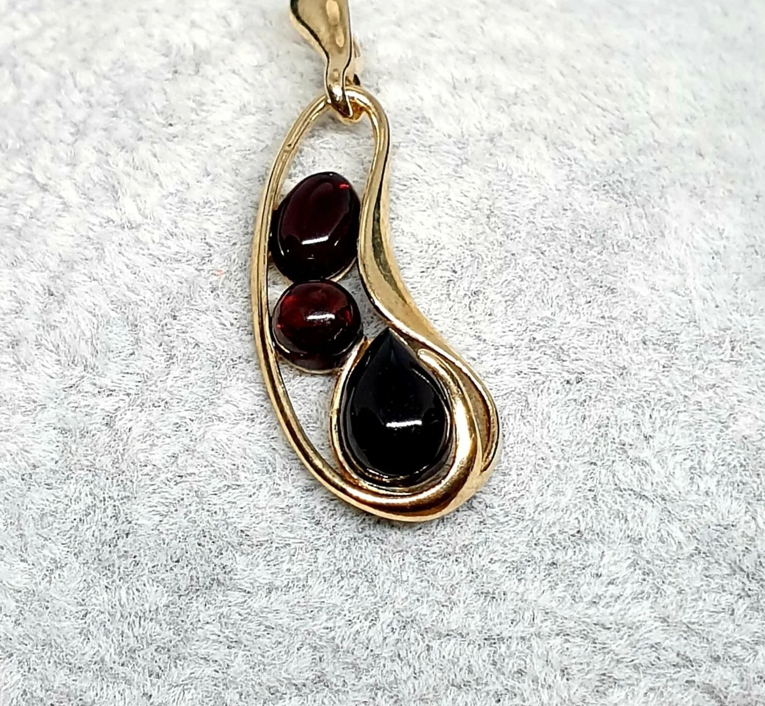 Authentic Baltic Amber Pendant-Cherry/Dark Red-925 Sterling Silver-14K Gold Plated