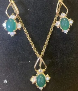 Authentic Emerald Sanctuary: Protection, Love, and Abundance in Every Moment