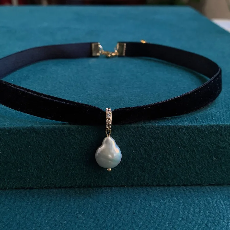 Authentic Midnight Veil Baroque Pearl Ritual Choker