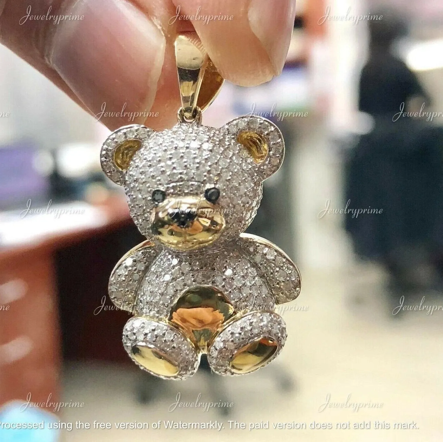 Authentic Golden Radiance: Lab‑Crafted Diamond Teddy Pendant