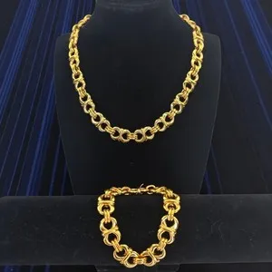 Authentic Ciner’s Golden Interlock: Vintage Signed Chain of Unity