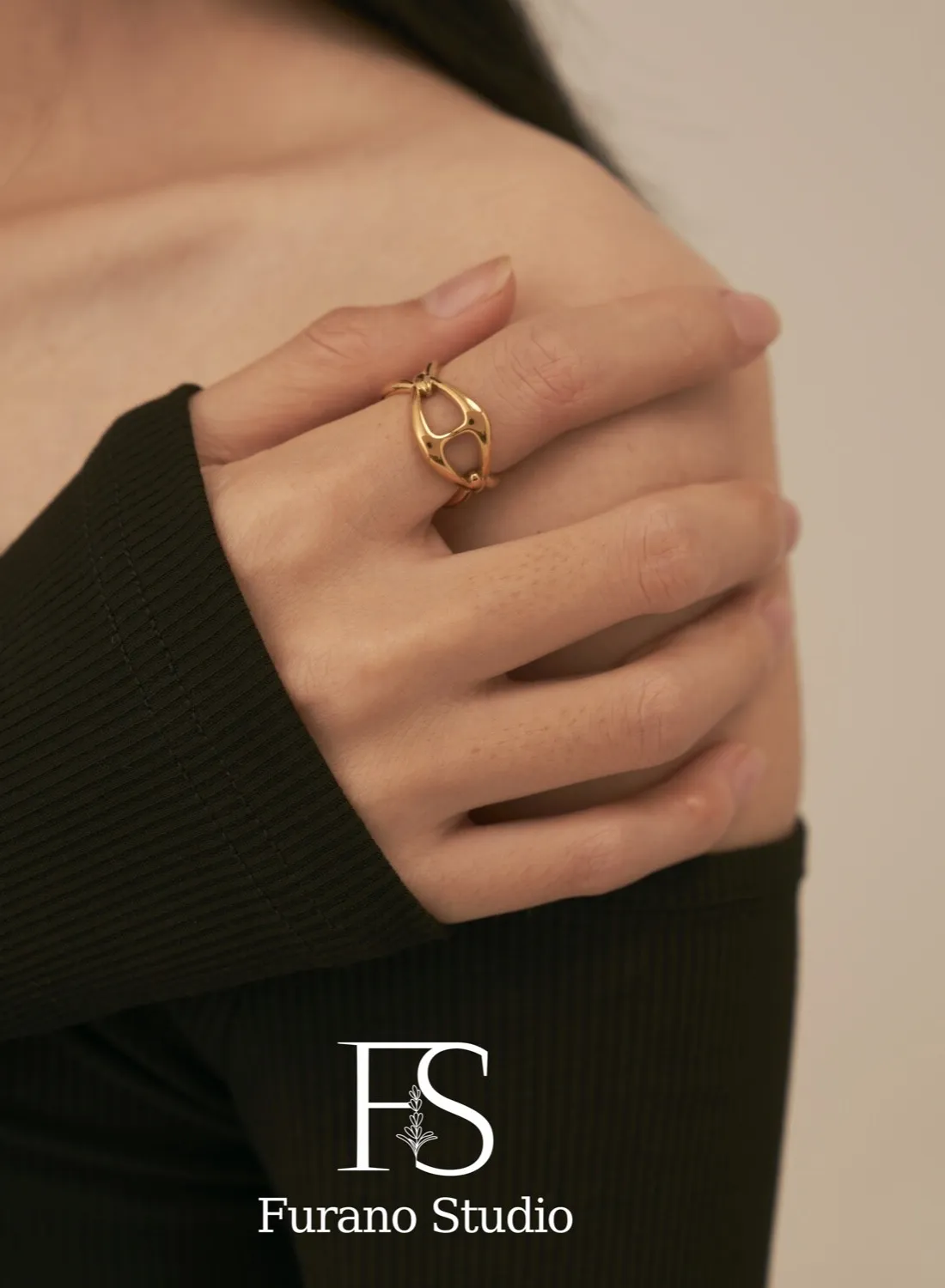 Authentic Non Tarnish 18K Gold Plated Knot Signet Ring-R052