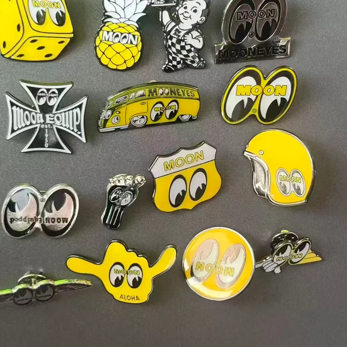Authentic 15Pcs Rat Fink Ratfink Mooneyes Big Brooch Mouse Badge Punk Pin Pines Y2K Porkchop Jewelry Accessories Brooches