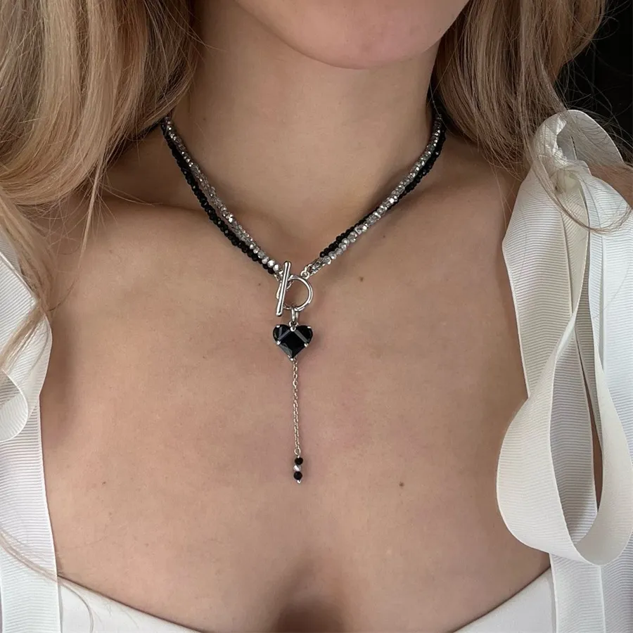 Authentic Vintage Black Geometric Crystal Chain Heart-shaped Pendant Necklace For Women Female Boho Jewelry Neelry
