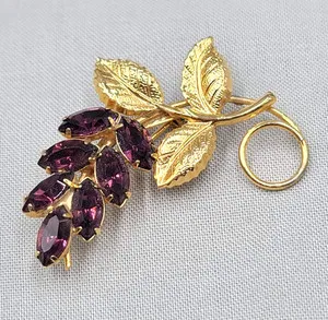 Authentic Mystic Violet Blossom Amulet – Gold‑Plated Grapevine Brooch with Celestial Rhinestones
