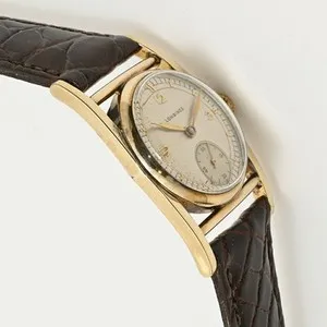 Authentic The Chronos Sentinel: A 1940s Gilded Vessel of Time