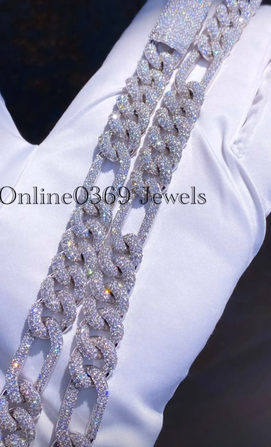Authentic Radiant Luminary VVS Moissanite Cuban Link Talisman