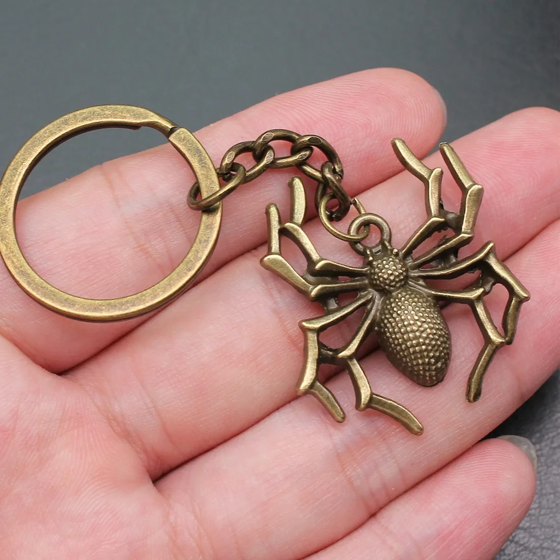 Authentic Keychains 28Mm Ring Spider Bat Cool Jewellery