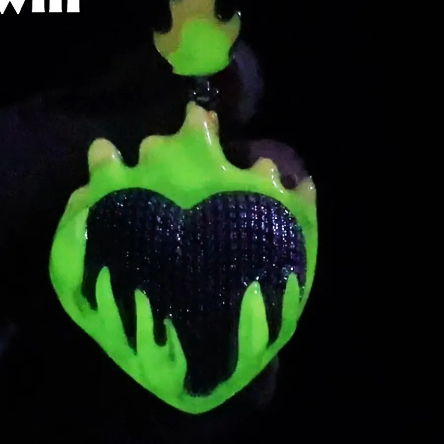 Authentic The Heart of Luminescent Duality: Fire and Frost Amulet
