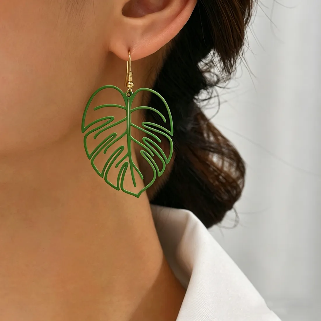 Authentic Bohemian Green Monstera Leaf Earrings Hollow Out Drop Style Summer Beach Jewelry