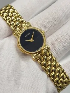 Authentic Guardian of Timeless Elegance: 1990s Gucci Watch 3400L