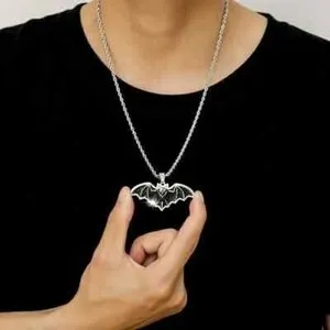 Authentic Midnight Wing Amulet – 2‑Carat Black Bat Pendant in 14K White‑Gold Plating