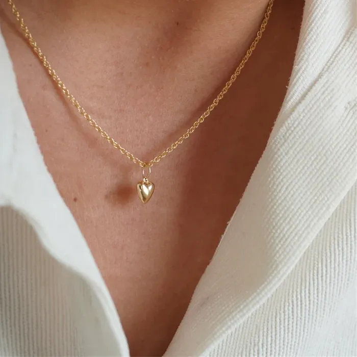 Aura Of The Affectionate Heart Gilded Talisman Of Devotion