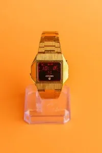 Authentic Citizen LED 4-095154 Full Gold Plated 37x41mm Case Mens Quarzt Watch